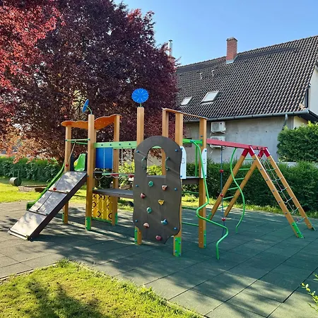 Erika Klimaval Дом отдыха